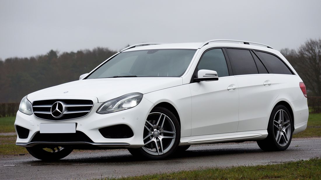 BMW 320d Touring Sport Line, Mineralweiss metallic